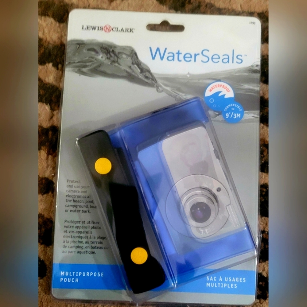 NIB Lewis and Clark Multi Purpose Waterproof pouch